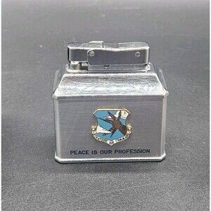 VINTAGE USAF SAC STRATEGIC AIR COMMAND ENAMEL ROTHCO T-98 MILITARY LIGHTER JAPAN